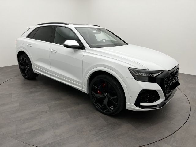 Audi RSQ8 | V8 biturbo 600 koní | skladem | německé auto | předváděcí | super sportovní SUV coupé | max výbava | super cena | nákup online |  AUTOiBUY.com